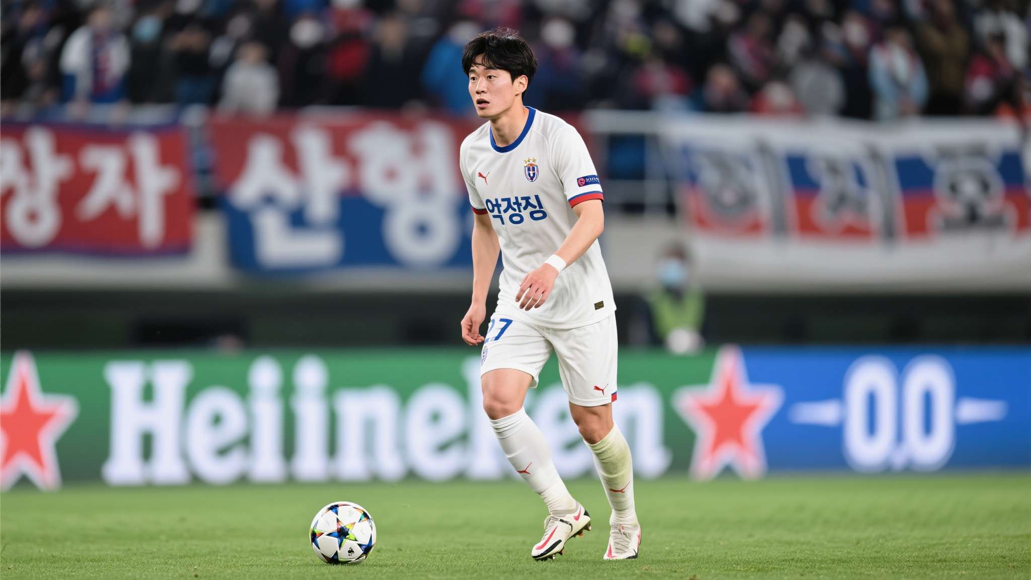 韩国国脚吴贤揆表现出色 韩国国脚吴贤揆表现出色